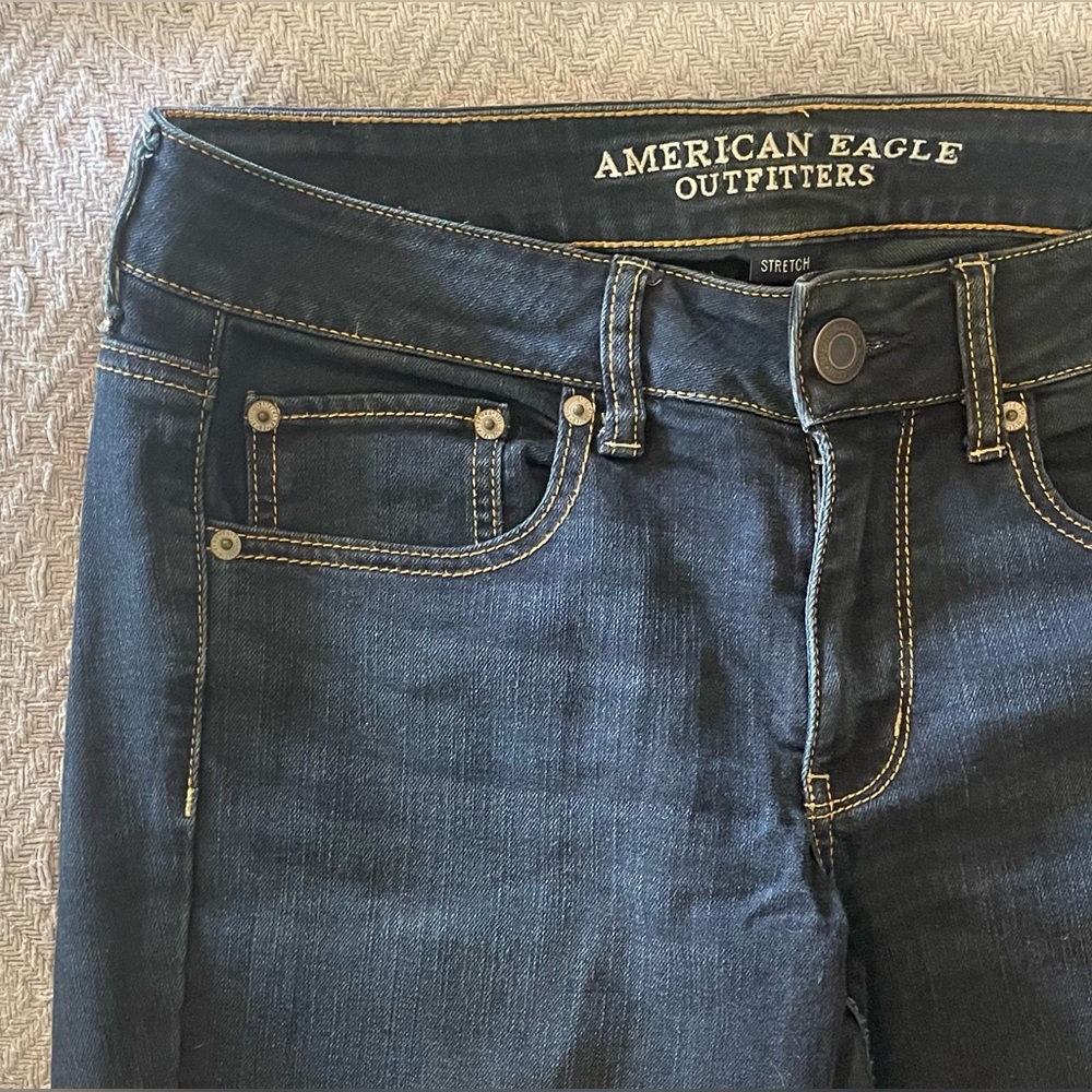 American Eagle dark wash straight jeans